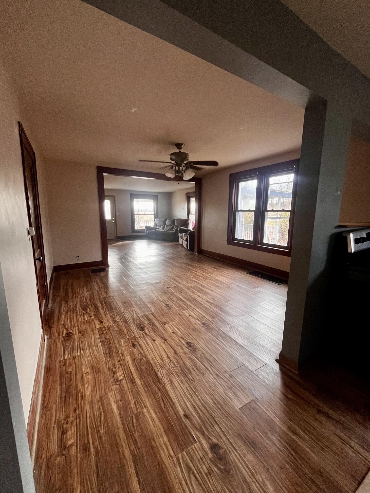 8466 Clinton Macon Road Clinton, MI 49236 - Photo 6 of 15 IMG_3519