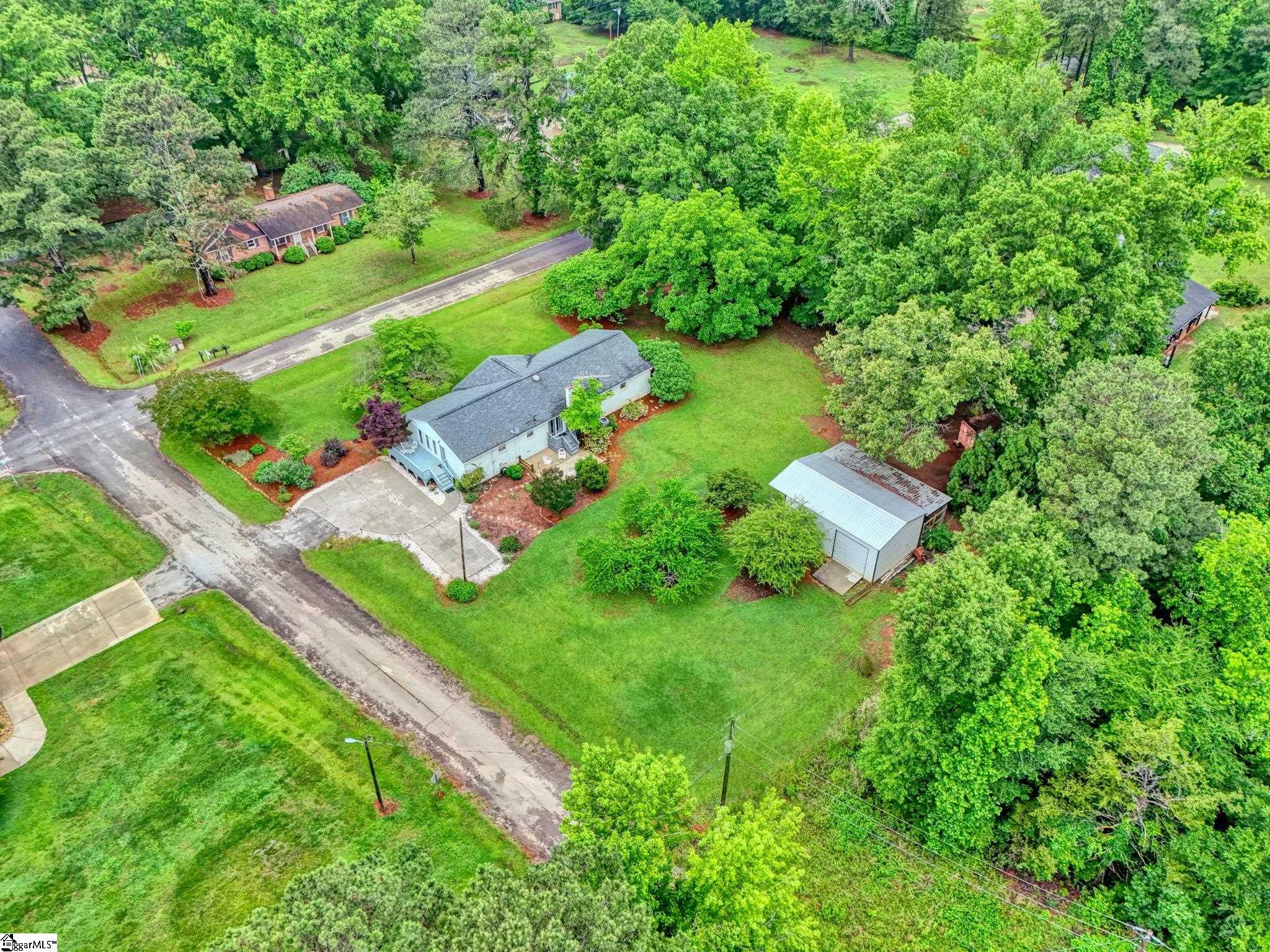 207 State Rd S-30-754 Clinton, SC 29325 - Photo 2 of 50
