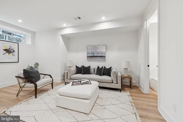 $2,850,000 | 2507 I Street Northwest, Washington, DC 20037