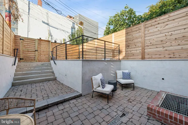 $2,850,000 | 2507 I Street Northwest, Washington, DC 20037