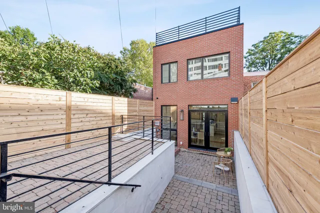 $2,850,000 | 2507 I Street Northwest, Washington, DC 20037