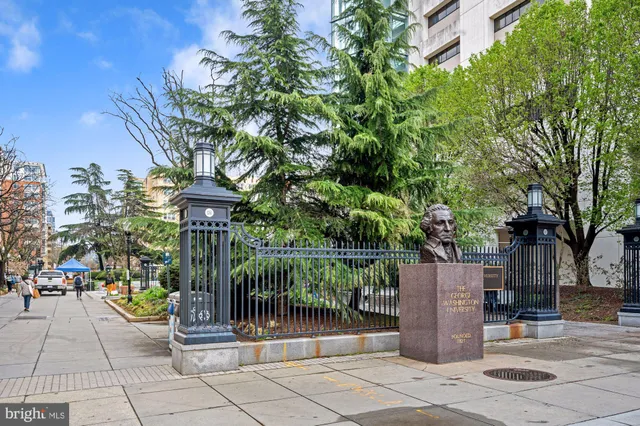 $2,850,000 | 2507 I Street Northwest, Washington, DC 20037