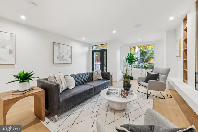 $2,850,000 | 2507 I Street Northwest, Washington, DC 20037