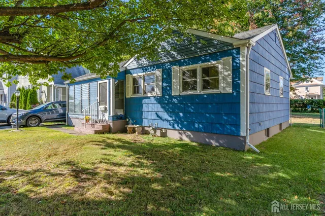 $410,000 | 726 Front Street, Dunellen, NJ 08812