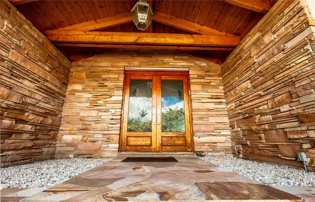 a view of entrance door of the house