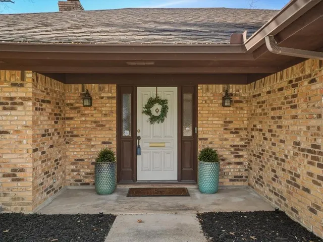 $375,000 | 1662 Watson Road, Fort Worth, TX 76103