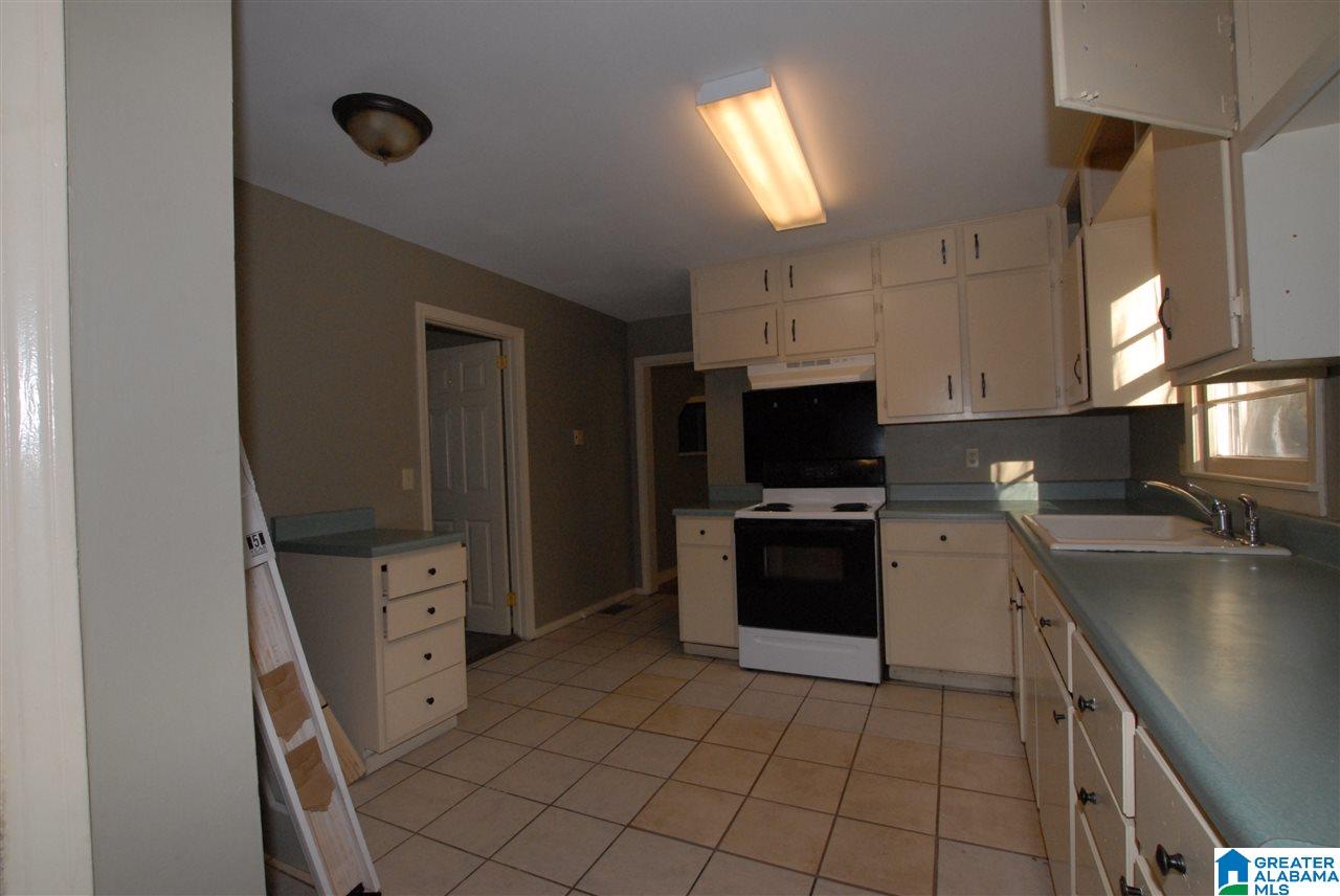 901 27th Avenue Northeast Center Point, AL 35215 - Photo 22 of 28