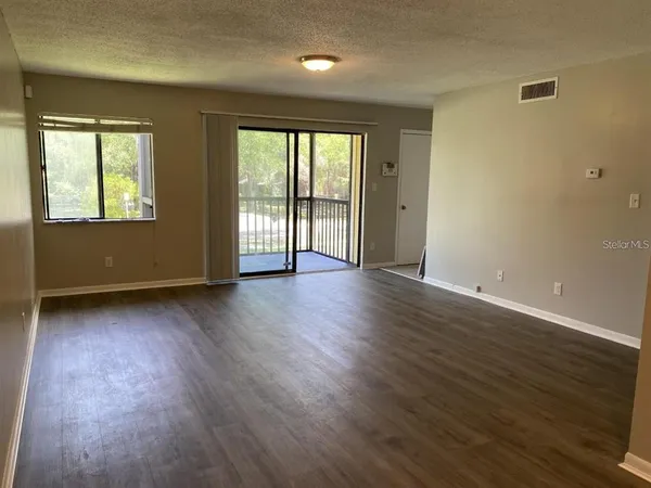 $1,650 | 13387 Arbor Pointe Circle, Unit 204, Tampa, FL 33617
