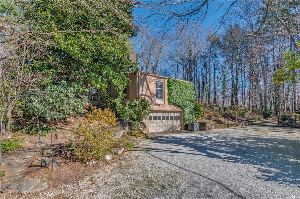 370 Hunting Country Road Tryon, NC 28782 - Photo 42 of 45 Gallery Image 42