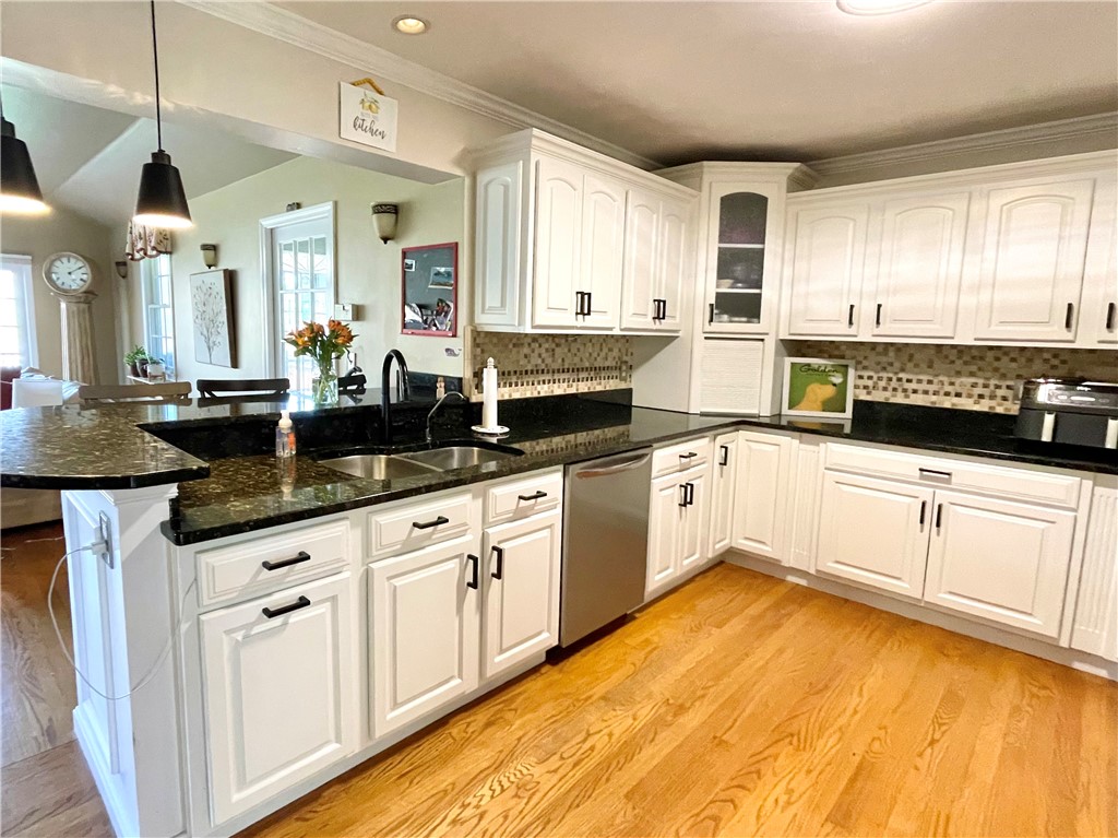 5 Victoria Lane Rehoboth, MA 02769 - Photo 7 of 48 Updated kitchen with. granite, new SS appliances, beautiful oak flooring.