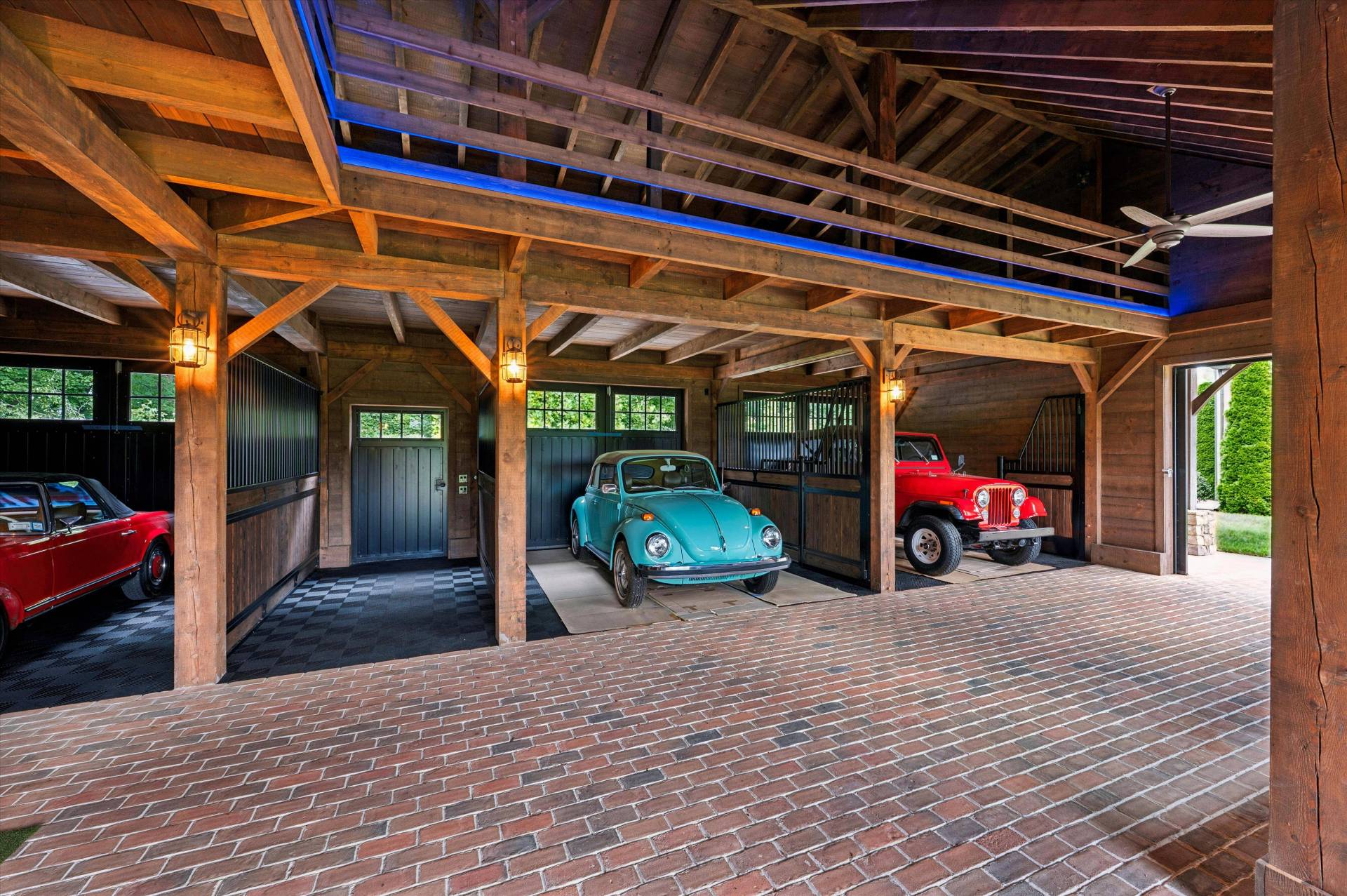 254 Mitchell Lane Bridgehampton, NY 11932 - Photo 27 of 36 a view of a car garage