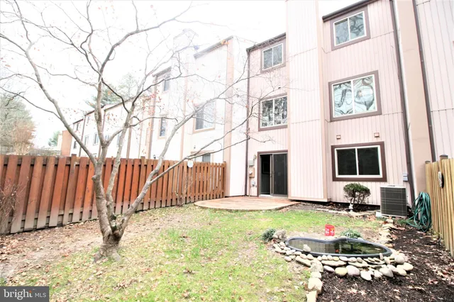 $2,900 | 8943 Centerway Road, Gaithersburg, MD 20879