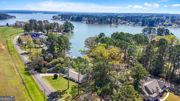 $749,900 | 177 Lakeshore Circle Northeast, Milledgeville, GA 31061