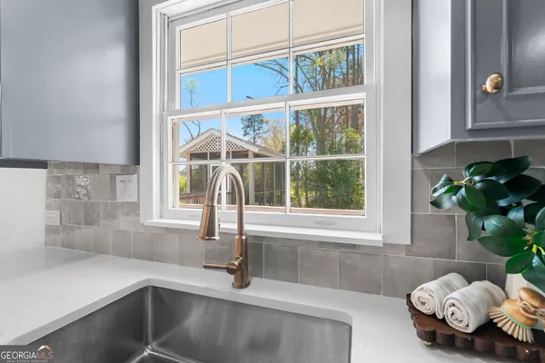$749,900 | 177 Lakeshore Circle Northeast, Milledgeville, GA 31061