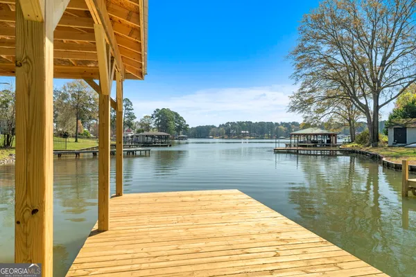 $749,900 | 177 Lakeshore Circle Northeast, Milledgeville, GA 31061