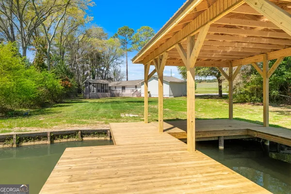 $749,900 | 177 Lakeshore Circle Northeast, Milledgeville, GA 31061