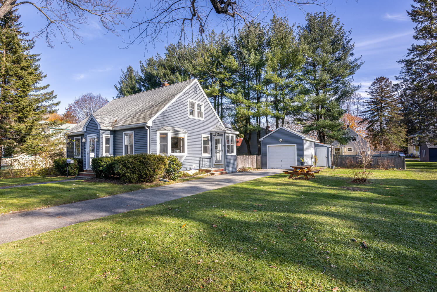 87 Devon Street Portland, ME 04102 - Photo 35 of 41 87 Devon St Portland ME 04102-large-037-