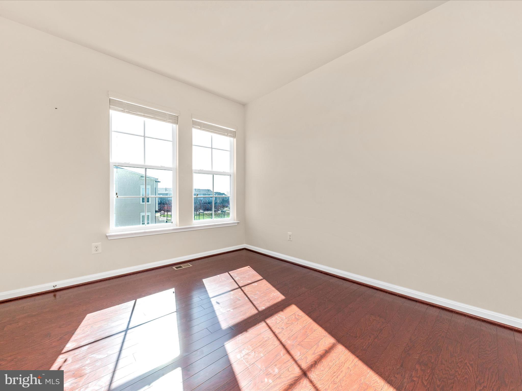 42251 Riggins Ridge Terrace Brambleton, VA 20148 - Photo 40 of 62 an empty room with a window