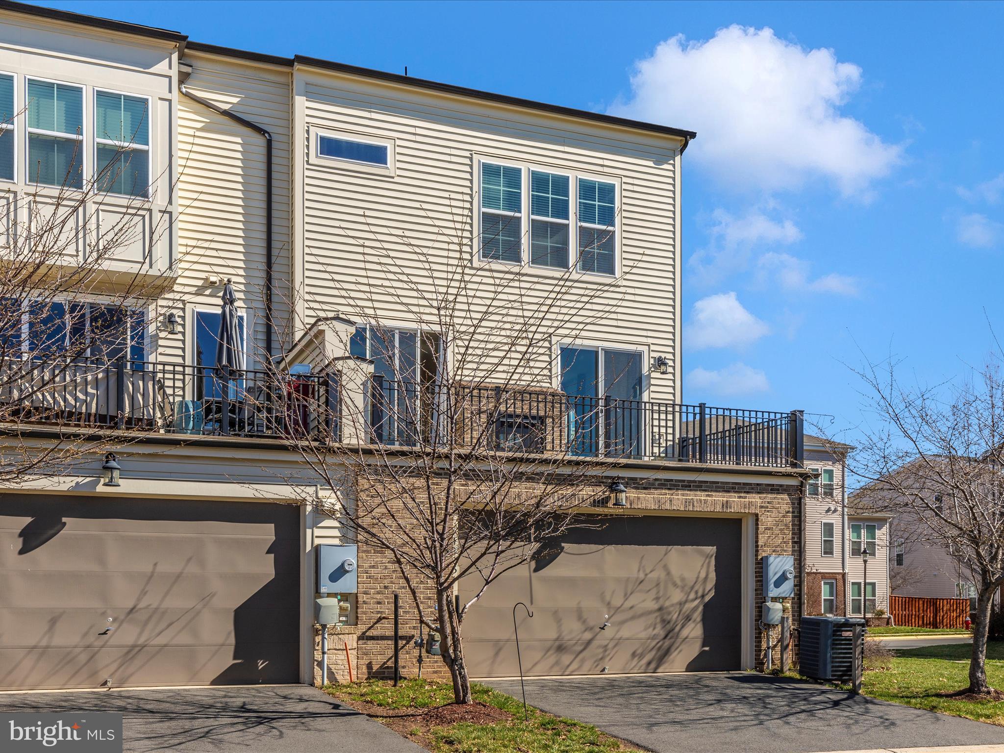 42251 Riggins Ridge Terrace Brambleton, VA 20148 - Photo 56 of 62 Exterior Back