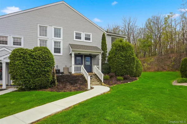 $399,900 | 43 The Knolls, Warwick, NY 10990