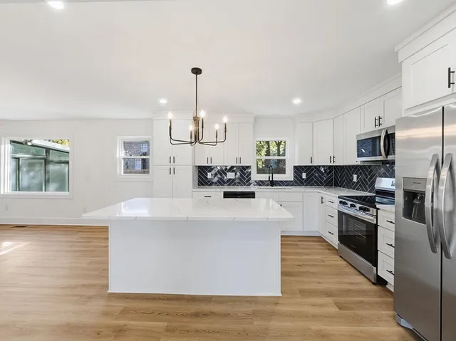 $400,000 | 2619 Delhi Road, North Charleston, SC 29406