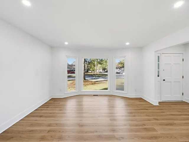 $400,000 | 2619 Delhi Road, North Charleston, SC 29406