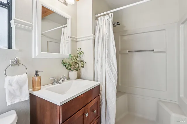 $949,000 | 32 Glen Drive, Fairfax, CA 94930