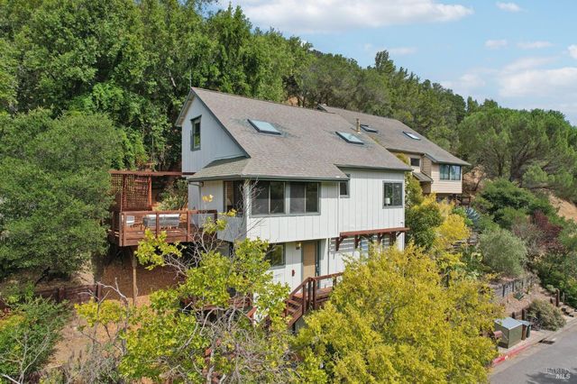 $949,000 | 32 Glen Drive, Fairfax, CA 94930