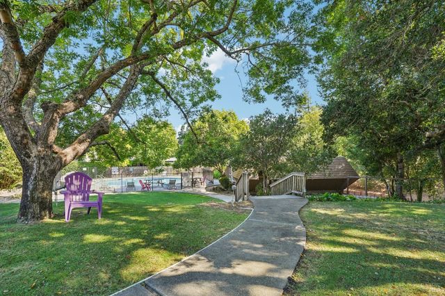 $949,000 | 32 Glen Drive, Fairfax, CA 94930