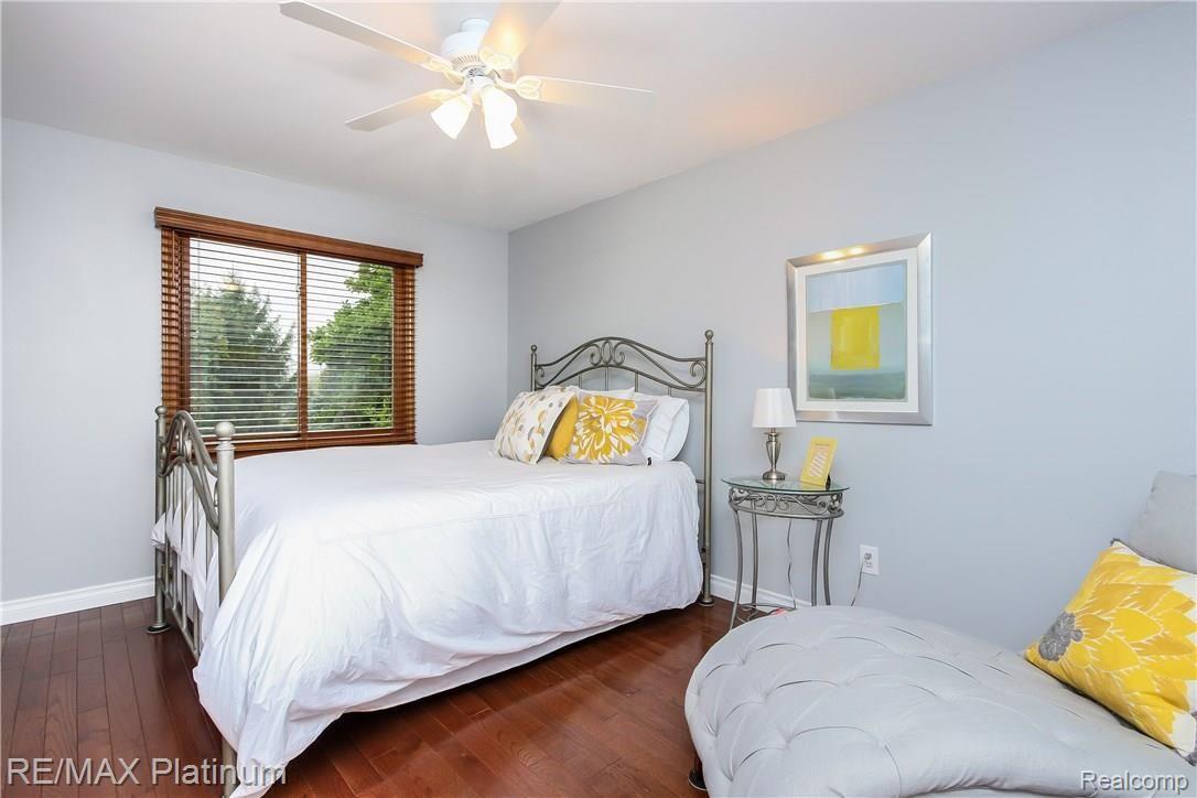 1746 Clover Ridge Drive Howell, MI 48843 - Photo 45 of 95 045-Bedroom-4934328-large.jpg