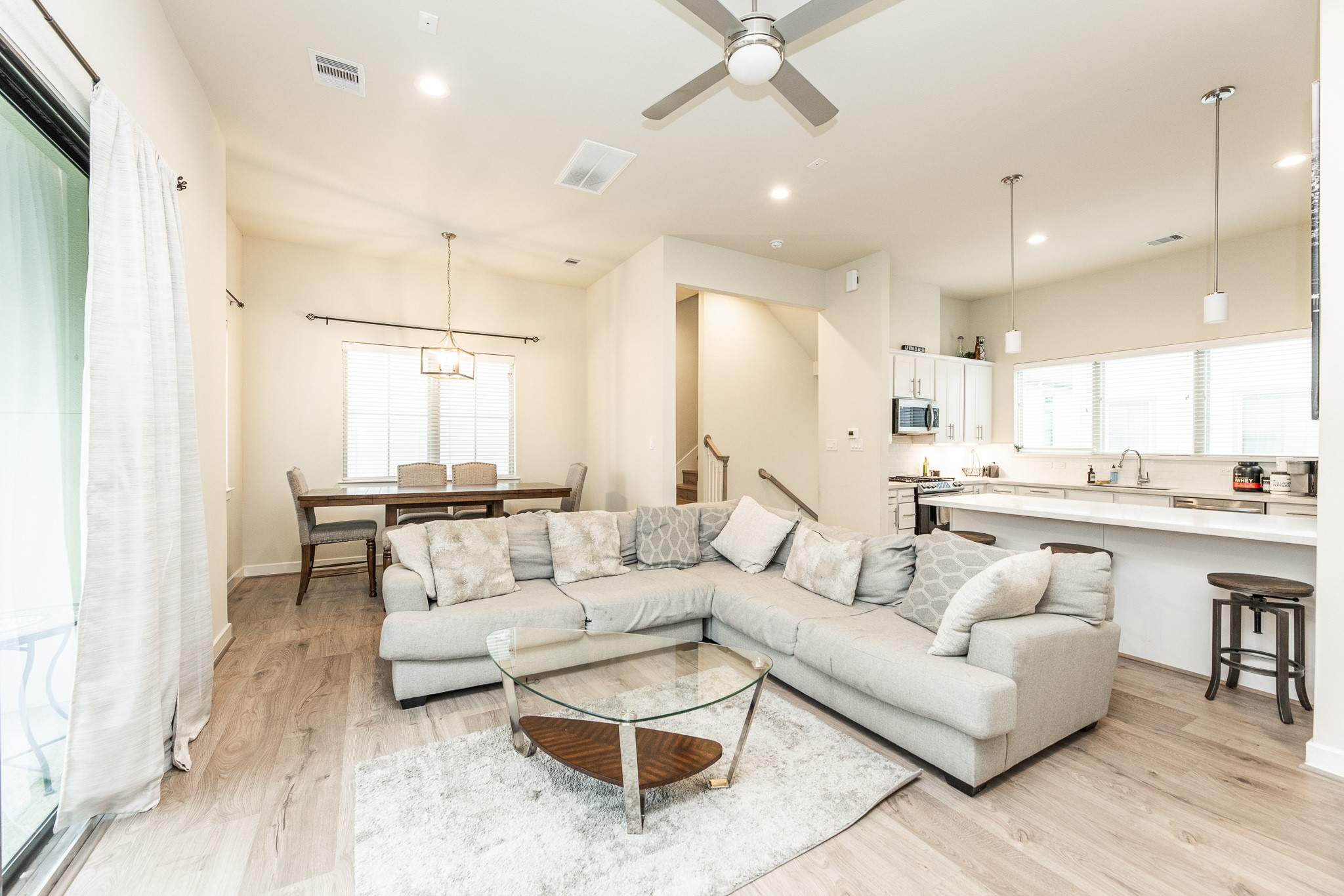5230 Schuler Street Houston, TX 77007 - Photo 12 of 33