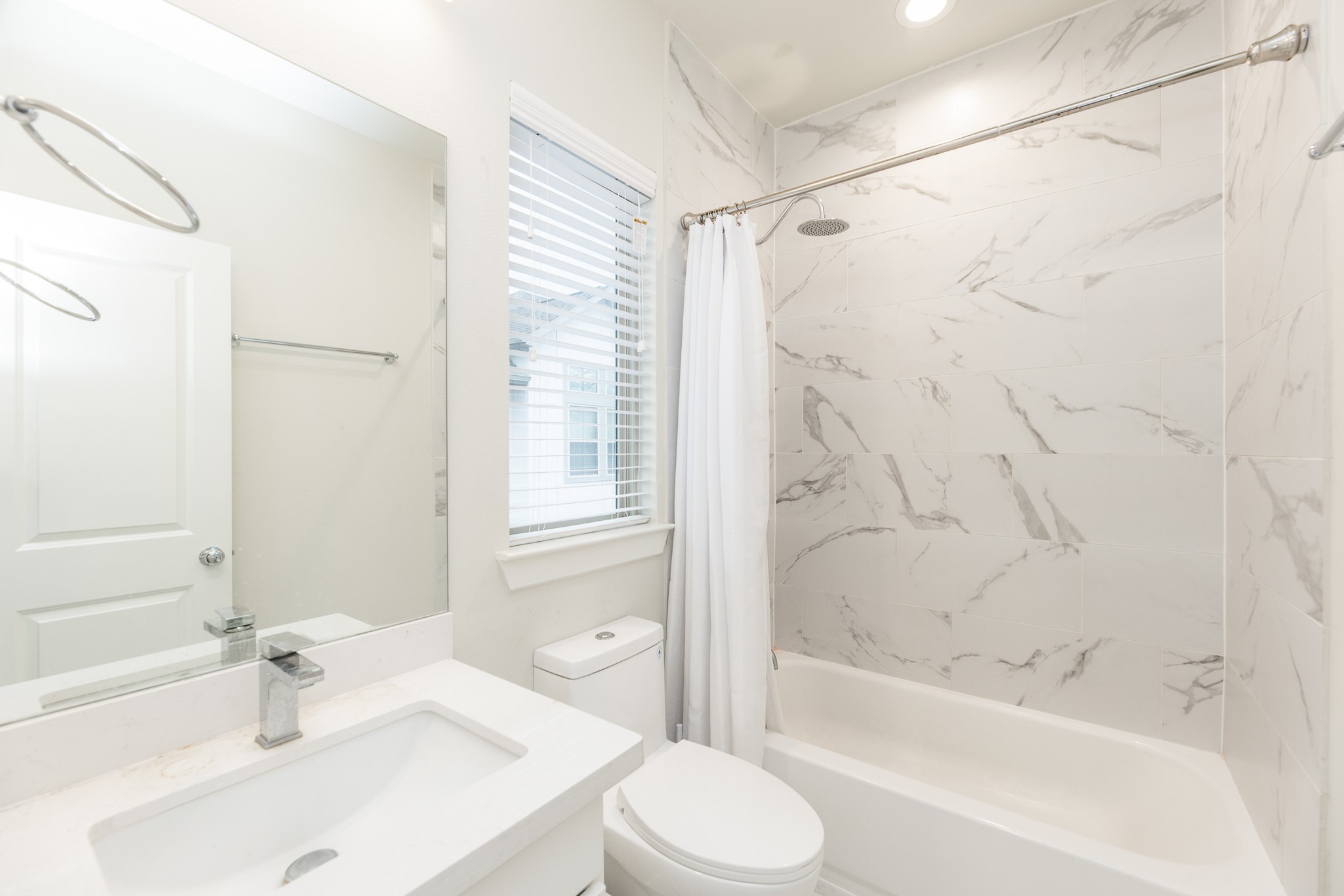 5230 Schuler Street Houston, TX 77007 - Photo 30 of 33