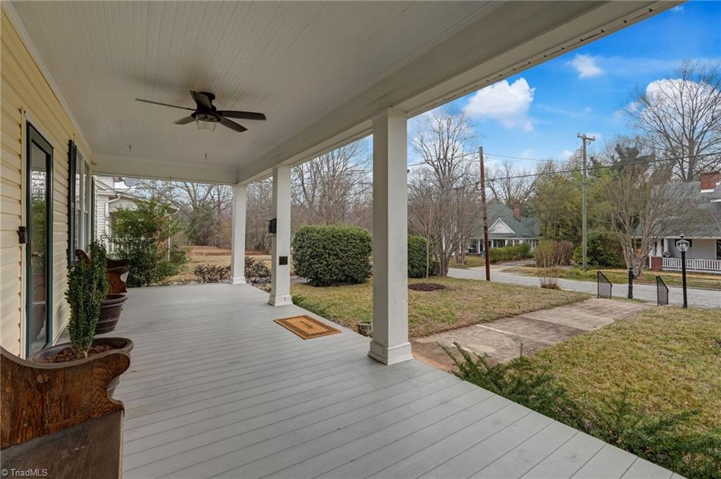 511 Patrick Street Eden, NC 27288 - Photo 5 of 37