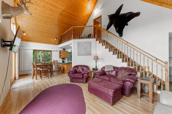 $385,500 | 28994 Hanscom Lake Trail Way, Danbury, WI 54830