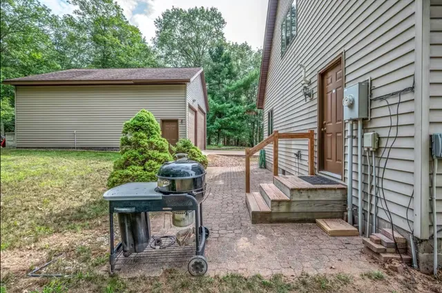 $385,500 | 28994 Hanscom Lake Trail Way, Danbury, WI 54830