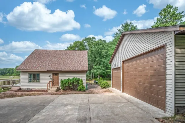 $385,500 | 28994 Hanscom Lake Trail Way, Danbury, WI 54830