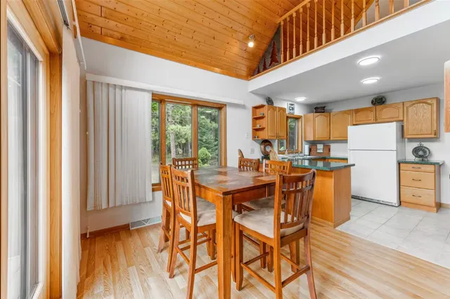 $385,500 | 28994 Hanscom Lake Trail Way, Danbury, WI 54830