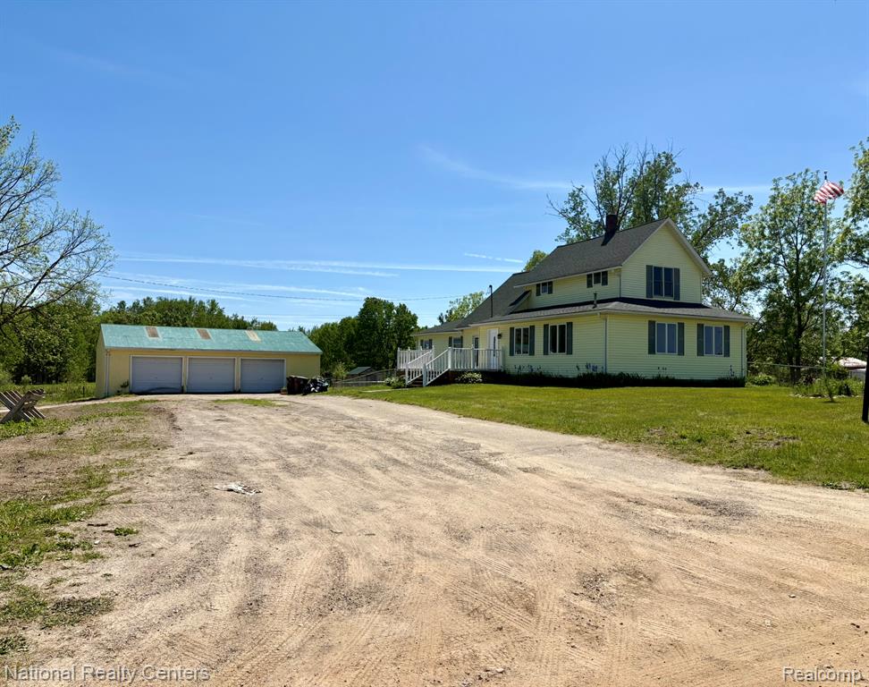 10667 West Sober Road Webberville, MI 48892 - Photo 2 of 28