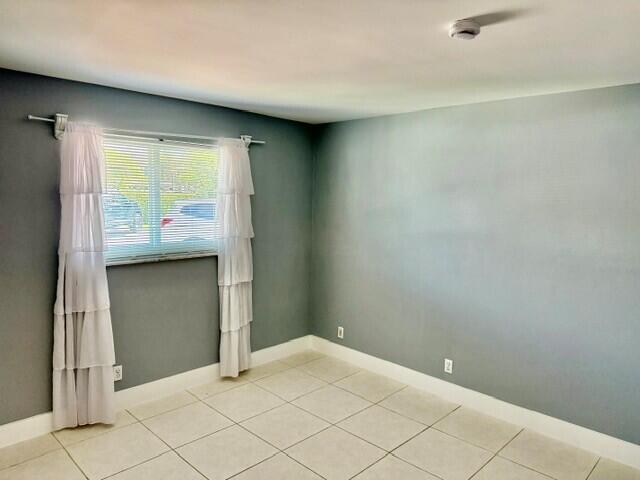 55 Southeast 14th Street, Unit 1070 Boca Raton, FL 33432 - Photo 14 of 32 Guest window
