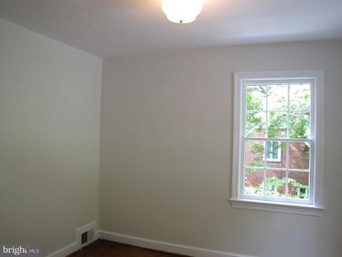 212 Buxton Road Falls Church, VA 22046 - Photo 13 of 24 Bedroom #4