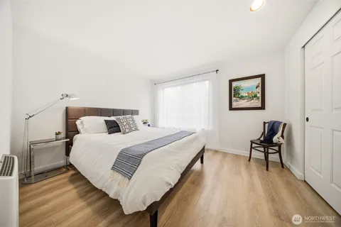 $460,000 | 1809 North 107th Street, Unit 3203, Seattle, WA 98133