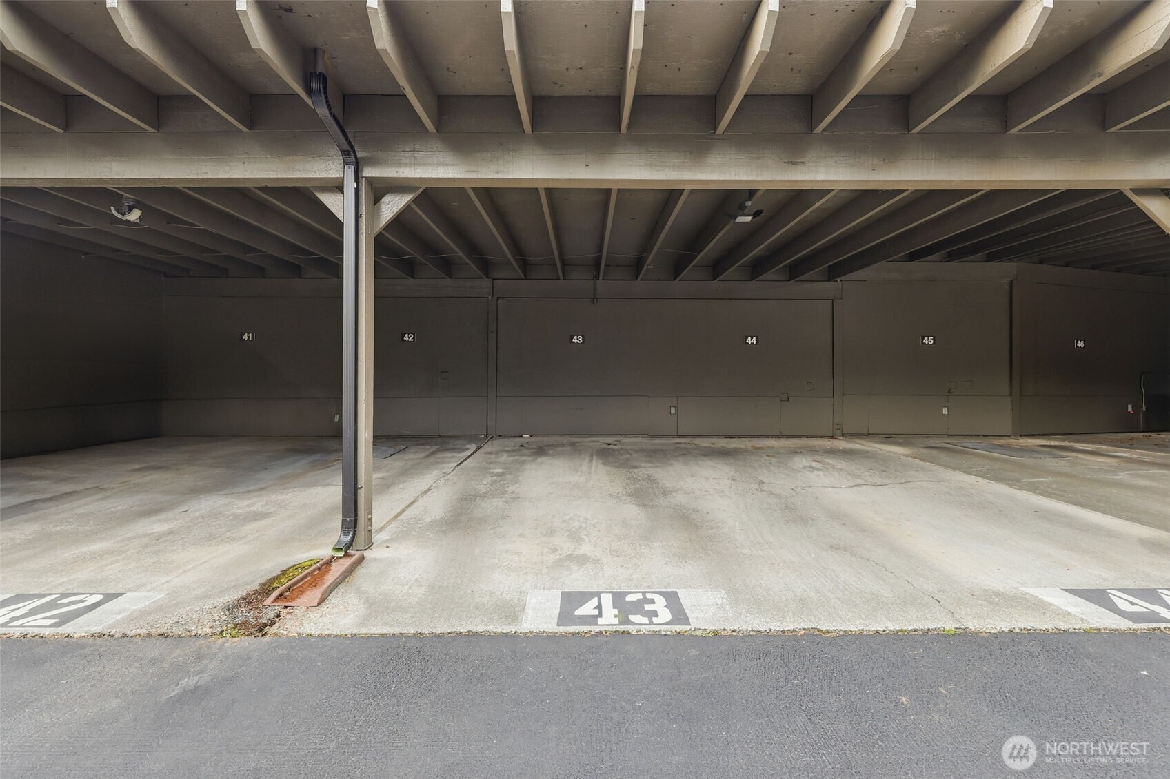 1809 North 107th Street, Unit 3203 Seattle, WA 98133 - Photo 22 of 27