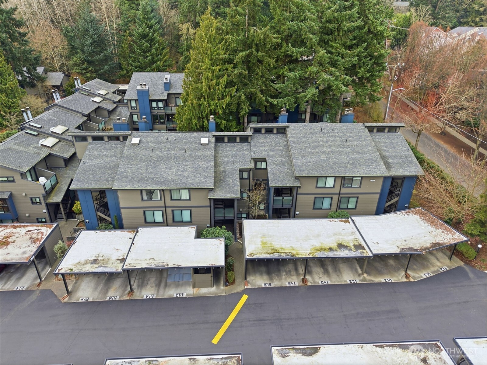 1809 North 107th Street, Unit 3203 Seattle, WA 98133 - Photo 23 of 27