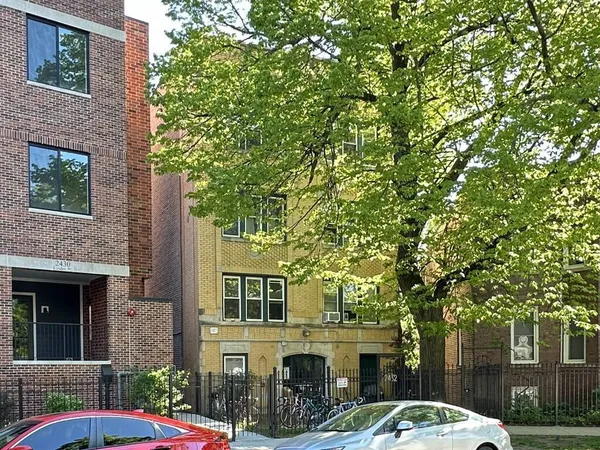 $1,500 | 2432 North Linden Place, Unit 308, Chicago, IL 60647
