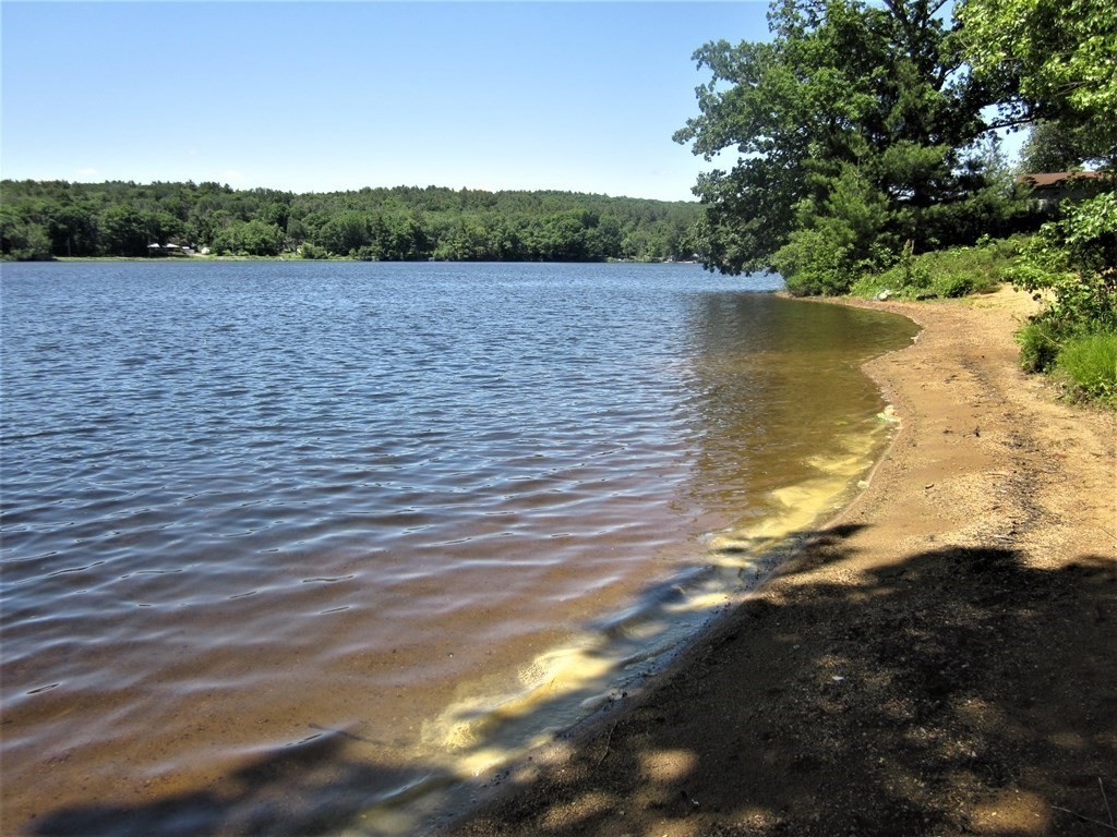73 Cubles Drive Brimfield, MA 01010 - Photo 20 of 33
