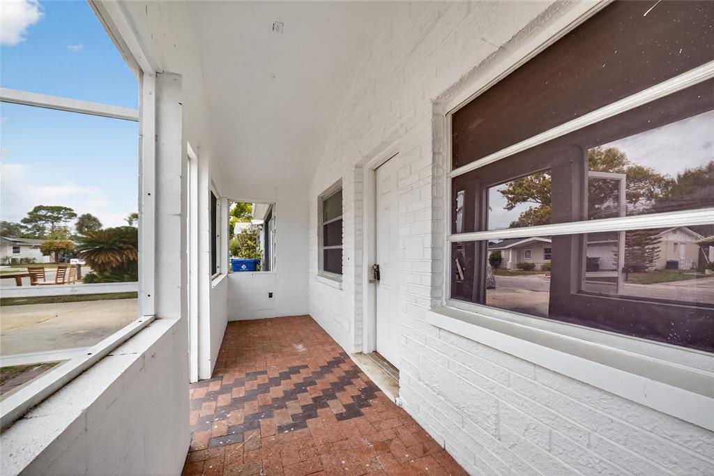1012 Prescott Lane Holiday, FL 34691 - Photo 5 of 45