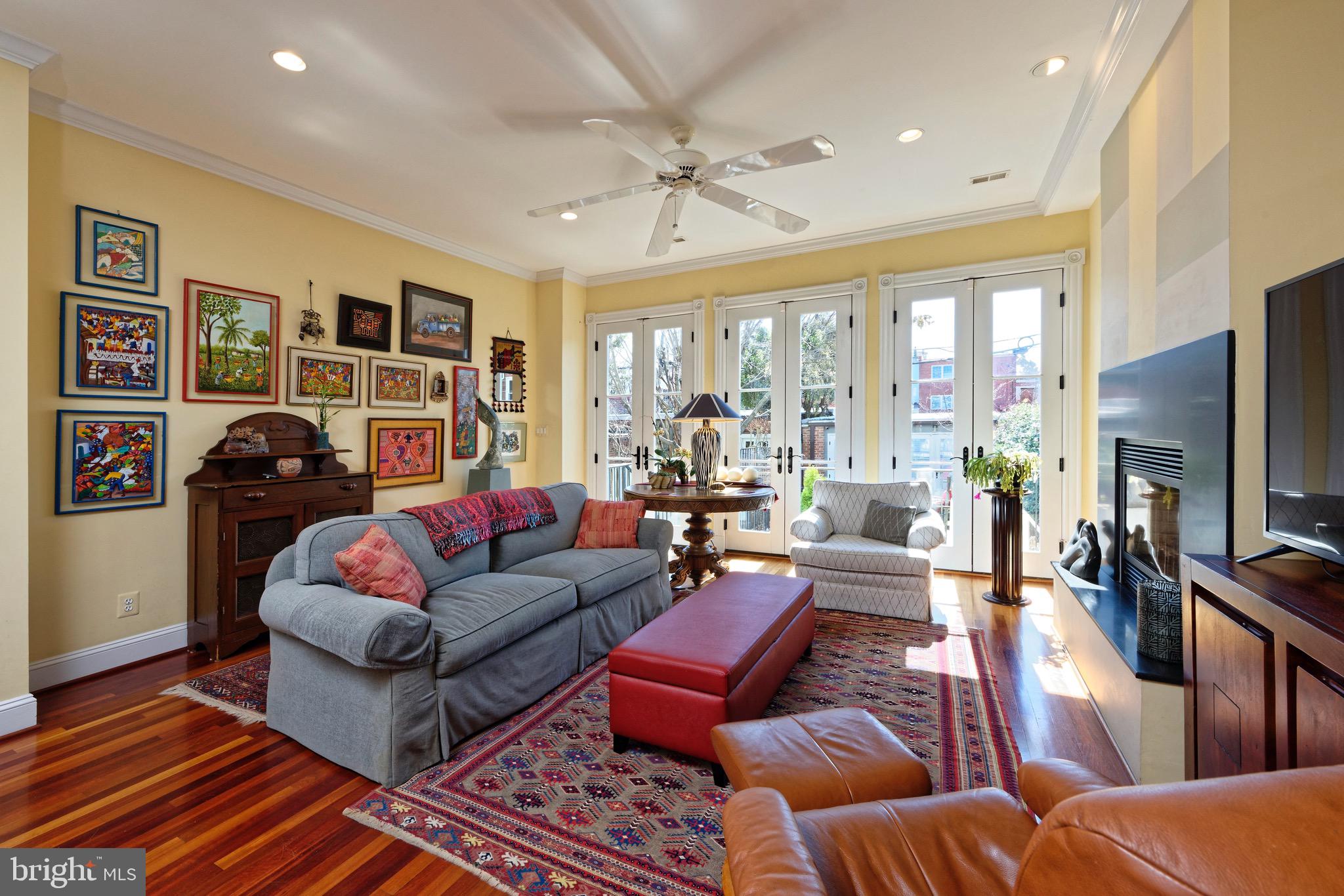 633 A Street Southeast Washington, DC 20003 - Photo 26 of 91 Family room