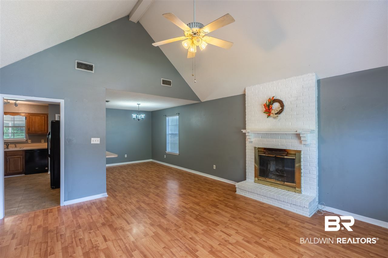 212 Ridgewood Drive Daphne, AL 36526 - Photo 3 of 21
