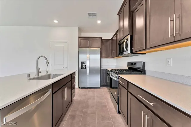 $2,500 | 4131 Agama Street, North Las Vegas, NV 89032