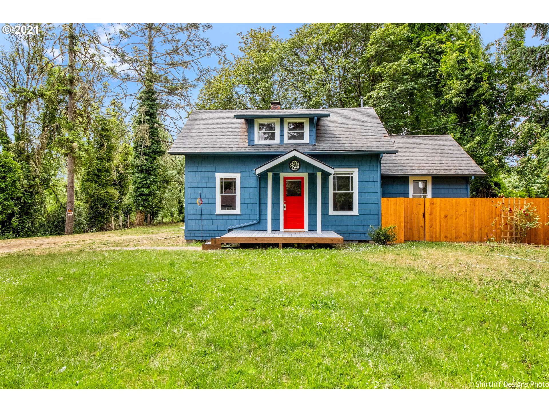 34118 Seavey Loop Road Eugene, OR 97405 - Photo 1 of 32